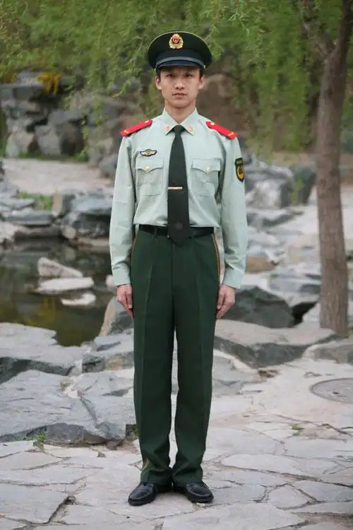 武警部队8月1日起全面换装