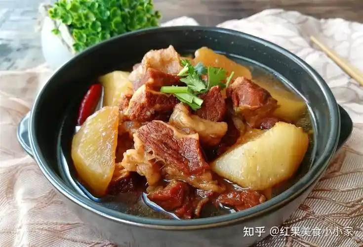 怎样才能做出道地广式萝卜牛腩煲? - 知乎