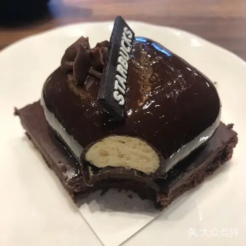 黑巧克力皇冠蛋糕                 霞染唯天           霞染唯天