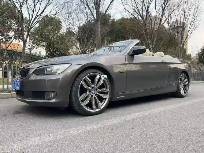 宝马330i敞篷轿跑车(宝马3系跑车330i敞篷)