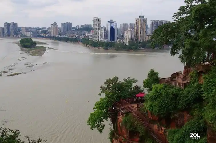 四川乐山大佛景区速写续15p