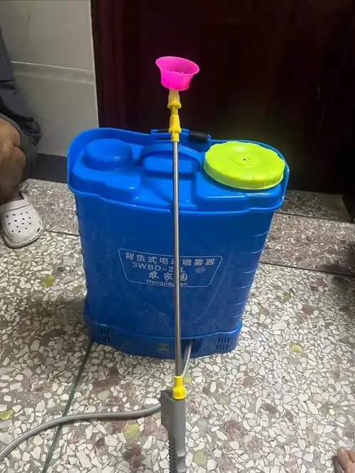 新型打药机背负式锂电池喷洒农用电动喷雾器充电高压消毒农药喷壶