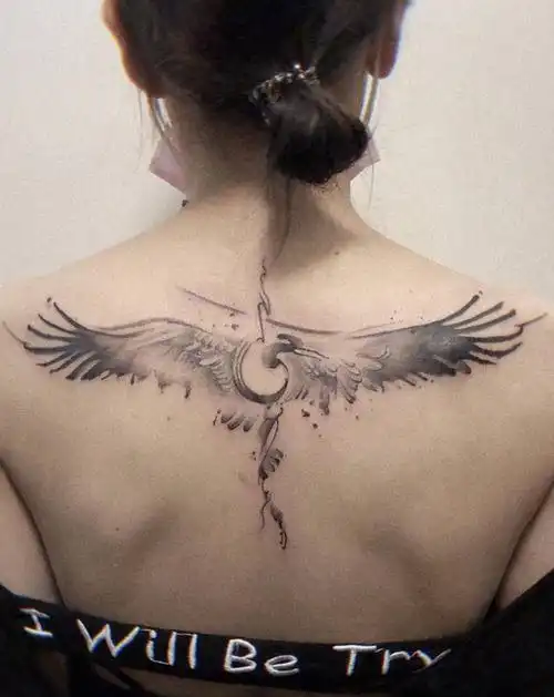 水墨纹身图片_背部水墨纹身图案