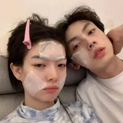 2021年微信头像情侣专用一对