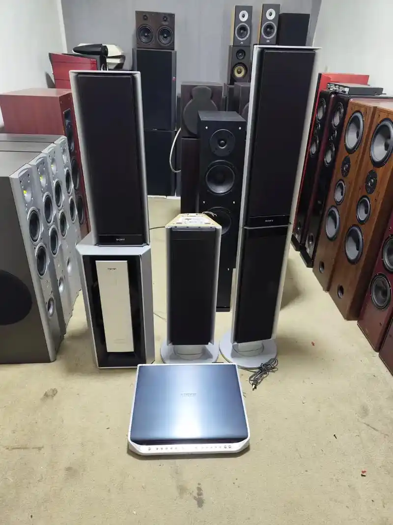 索尼音响ts57,功放一台,音柱两只(有一只扣 - 抖音
