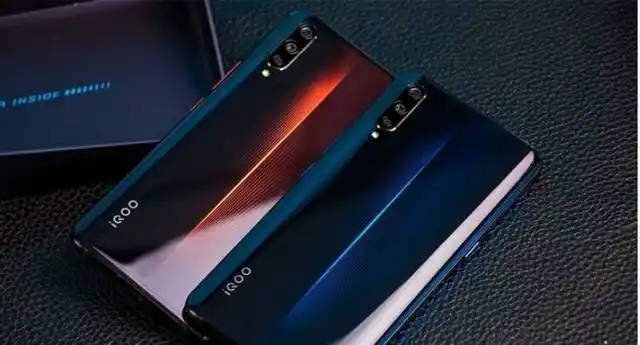 iqoo一代手机今日推送originos10系统424gb更新大小