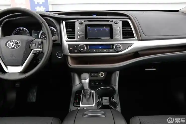 广汽丰田  汉兰达  2018款  2018款  2017款  2015款  2013款  2012款