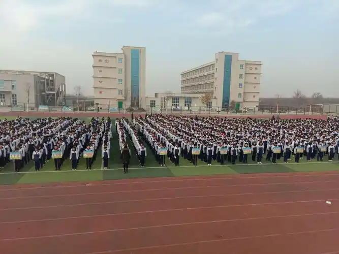 肥乡区第五中学"微笑是最美的语言"主题升旗仪式