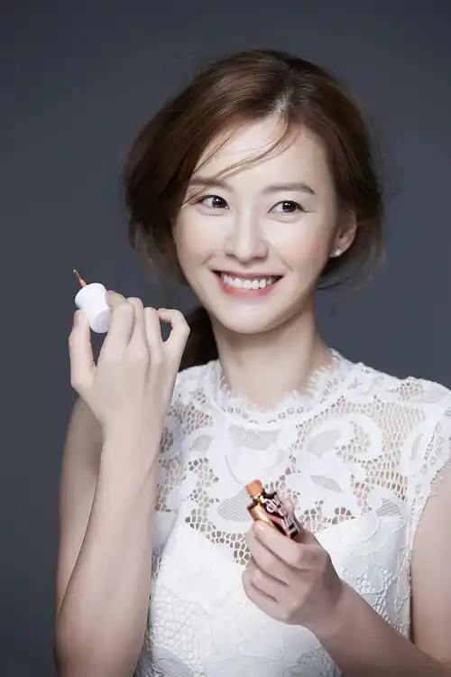 郑有美 yu-mi jung的图片