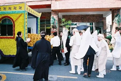 【转载】香港的一个传统葬礼(下)