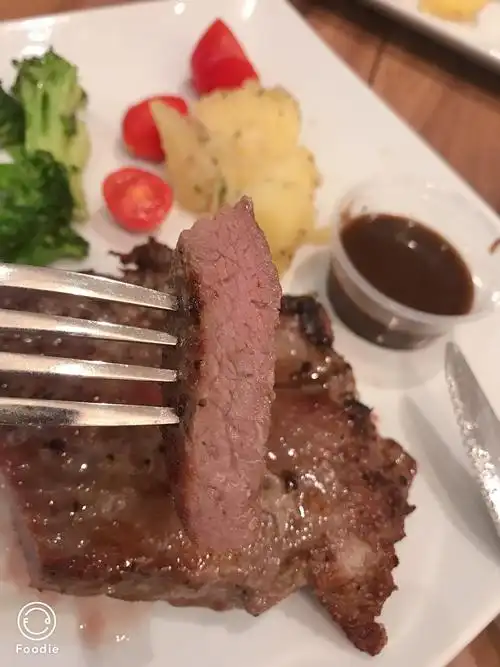 【8店通用】必胜客必胜客【尖叫星期三】臻选嫩肩牛排1份-乌鲁木齐