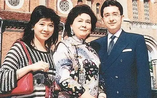 澳门赌王妹妹去世,兄妹为钱闹翻,曾被严禁探访