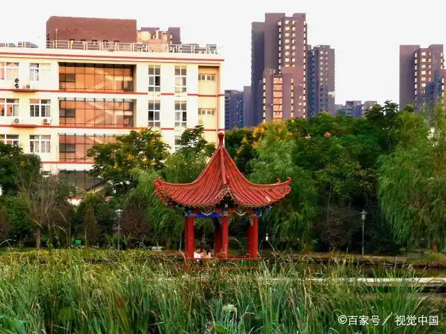 实拍开学后的武汉汉口学院 校园恢复活力