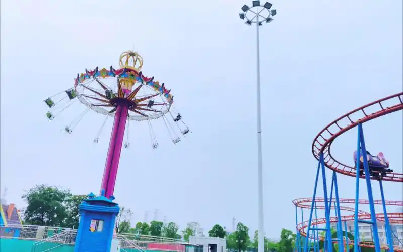 游乐园之空中飞椅(能看完的都是好汉,温馨提醒,会晕车)