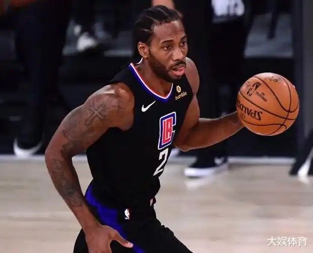 10连败马刺队不敌快船队莱昂纳德遭遇满天嘘声