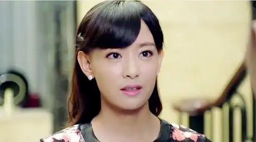 剧照周奇奇剧照周奇奇《翻译官》剧照新浪娱乐讯 随着电视剧《亲爱的