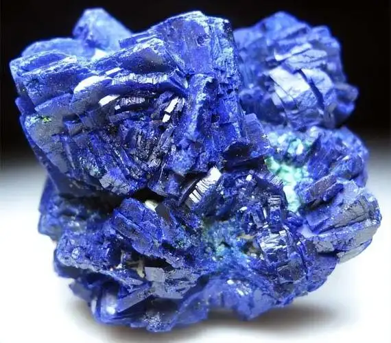 永不凋零的花朵——来看看这些会开花的石头吧!