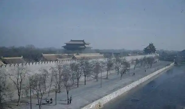 1930年,北京为什么改为北平?_老舍_母亲_朱棣