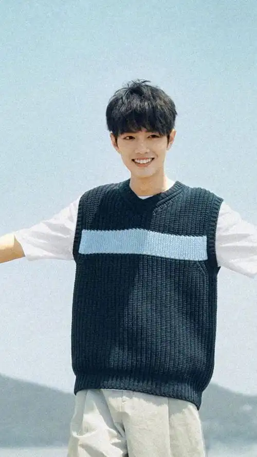 肖战清爽帅气日系写真手机壁纸