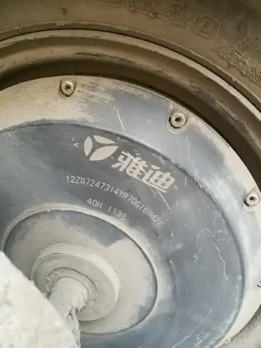 的大神帮忙看看电机型号哪位大神知道雅迪征越500高速版电机是多大的?