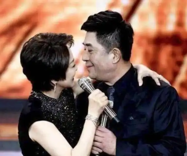 郭凯敏#在中国电影界的历史长河中,有一位男演员,曾与张瑜合作《律浇