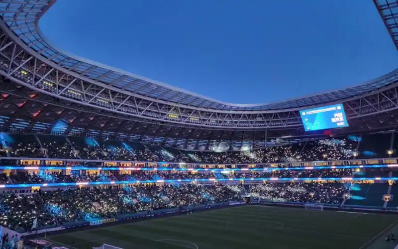 北京新工体灯光秀 很梦幻