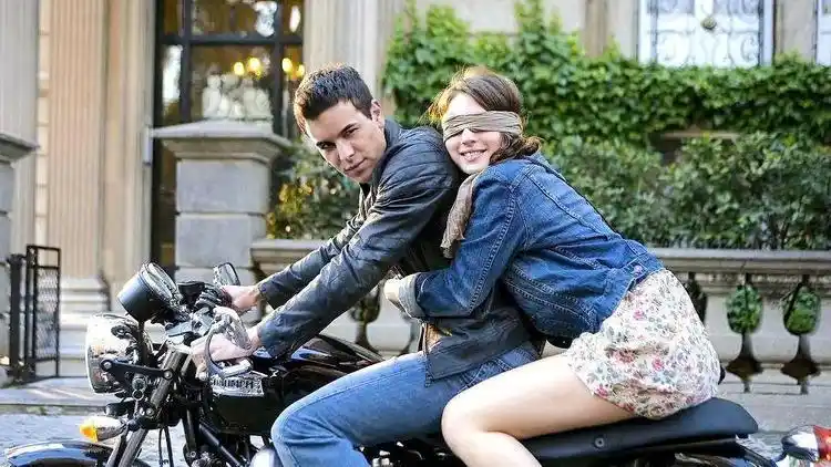 爱情电影天空之上三公尺不同世界的人相爱结局很伤感