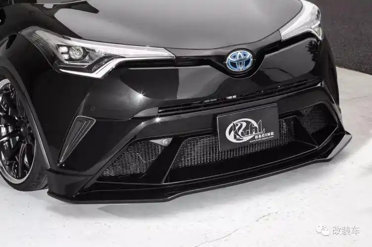 丰田chr改装中出排气帅气的轮毂是姿态玩家的毒物