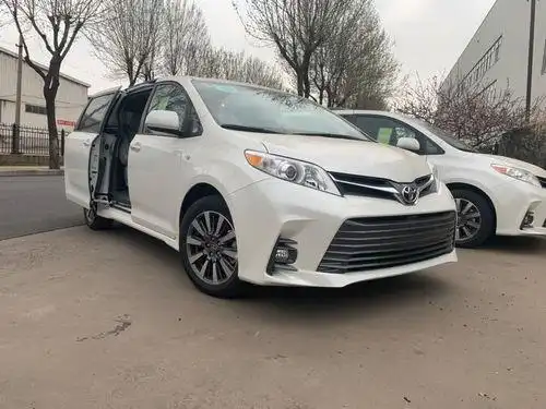 丰田汽车suv所有车型图片及报价