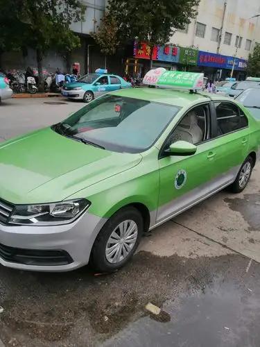 新款桑塔纳出租车出售