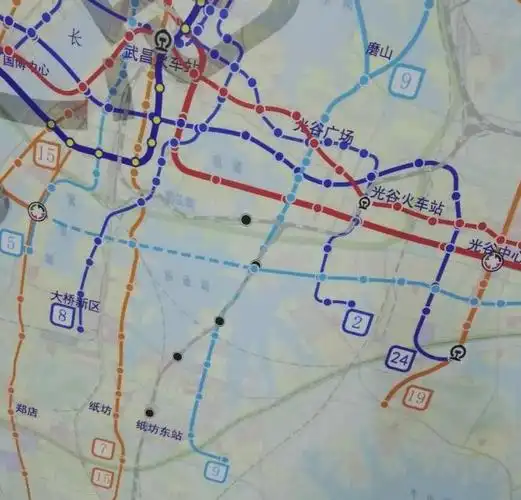点评:地铁9号线最早规划于2014年,但由于拆迁难度大,影响景区环境