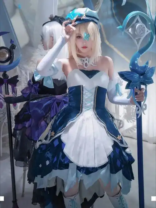 王者荣耀偶像歌手王昭君cos两位coser仿佛双生子一般美丽动人