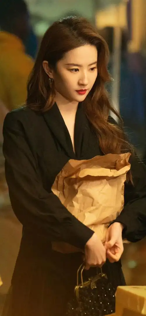 刘亦菲白玉兰行程