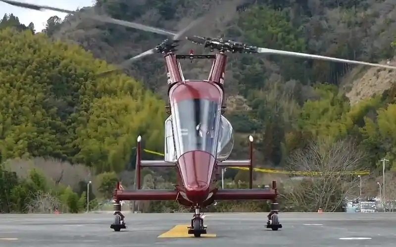 卡曼kmax并列双旋翼直升机据网上资料国内有两架用于森林灭火アカギヘ