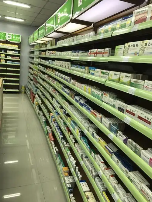 图3 完工后的模拟药房otc药架