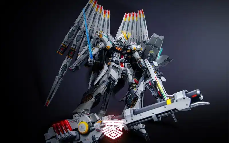 史上装备最全的牛高达 历时两个月 80%的人可能都没见过