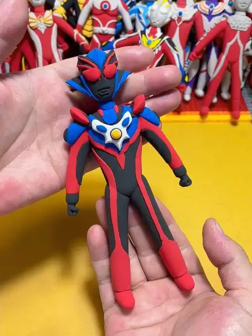 粘土手工时刻:捏黑暗格丽乔奥特曼