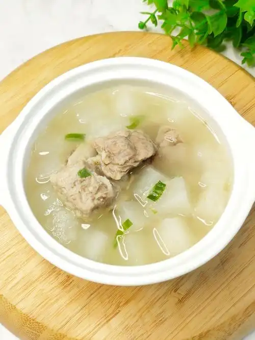 白萝卜排骨汤 10 宝宝辅食的做法