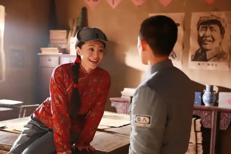 《我的父亲我的兵》热播 许瑶璇狂追张一山