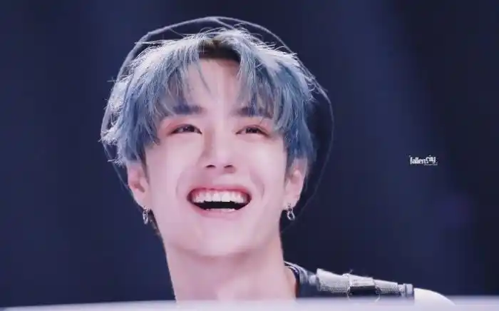 王一博的牙来看看王一博这一口大白牙笑容满分