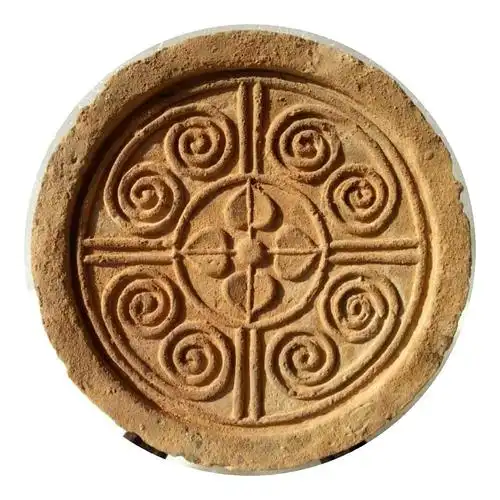 秦向汉时期过渡的产物,随着时代的更替和过渡,不论从制作工艺还是纹饰