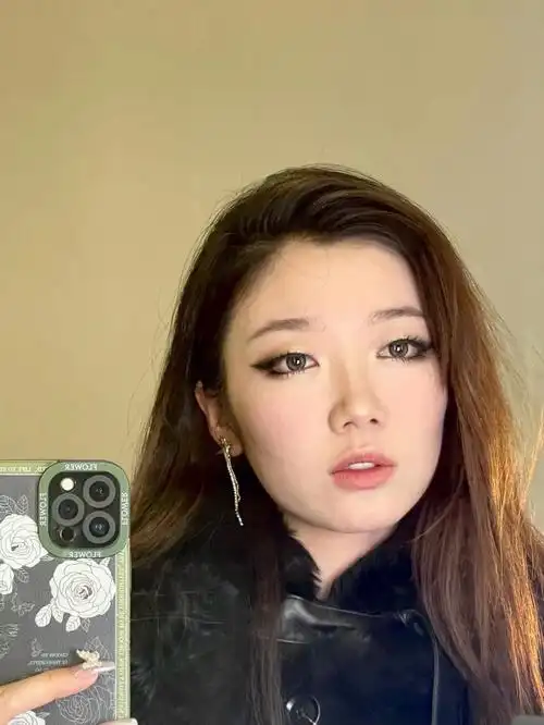 0869重回韩流2012tara智妍妆容