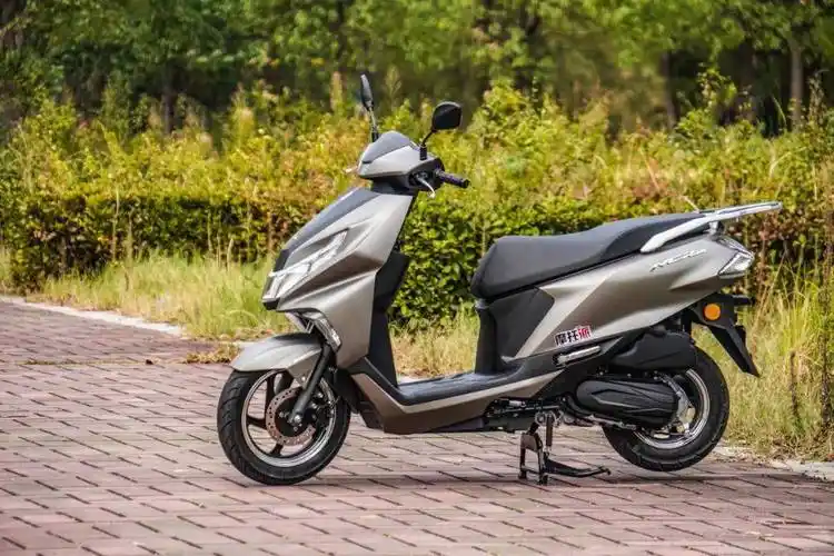 实用体面,成熟稳重,针对性强:五羊-本田ncr125综合测评