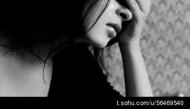 跪求唯美的哭泣图图,至少10以上!