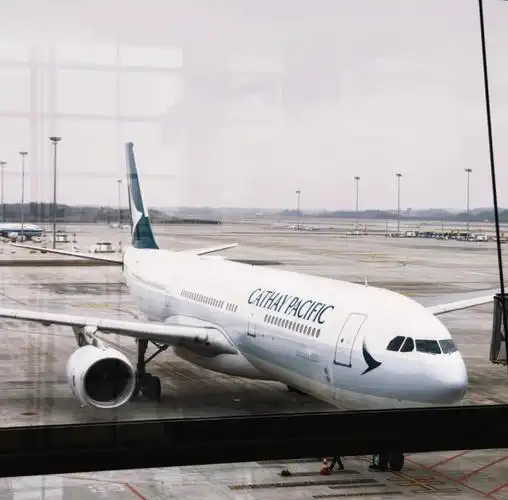 一女子被国泰航空永久拒载起诉上诉均被法院驳回