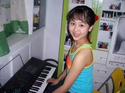 知名女童星12岁时的颜值,一个比一个灾难,只有宋祖儿能看