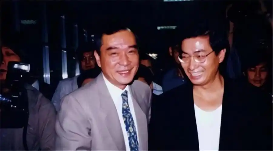 不过,杀害刘宜良的凶手却并不是他,而是张安乐的好兄弟陈启礼.