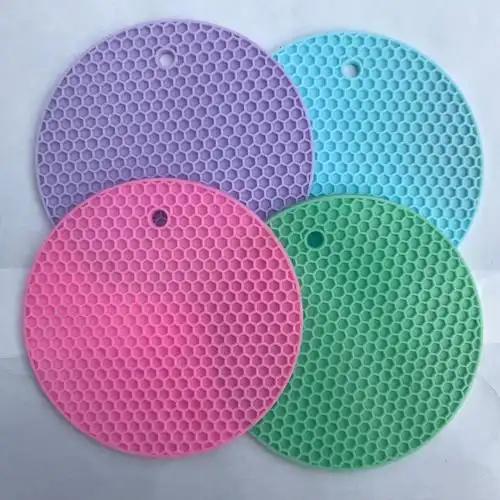 加厚蜂窝形pvc软胶餐杯垫防滑隔热垫防热餐垫桌垫耐高温易清洗