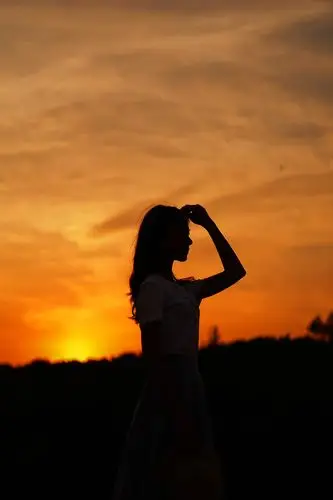 夕阳是世界上最厉害的化妆师每一张经她光影拍出来的照片都无与伦比的