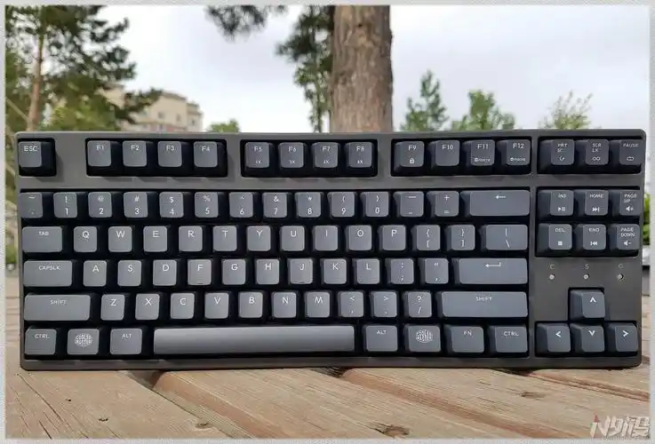 酷冷至尊烈焰枪87 v2机械键盘(青轴)